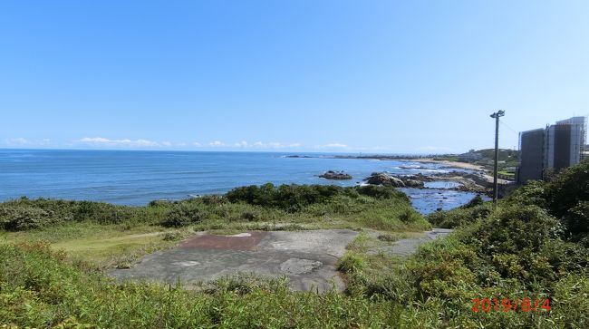 2019年夏の思い出。<br />1年前の猛暑とは打って変わって今年は長い梅雨でしたが、<br />ようやく梅雨も明け夏到来！<br /><br />8月に入り我が家では家族のお誕生日月ということで<br />お祝いムードに突入！<br />第一弾としてまずはお手軽な千葉県銚子の旅をチョイス！<br /><br />JR総武線の特急しおさい号にて、今回は錦糸町駅から<br />スタートというオツな旅の幕開けでございます。<br /><br />銚子は東京駅からJR直通特急で行けるアクセスの良さ、自然に<br />触れられるなど観光地としてのポテンシャルは十分あるものの、<br />全体的には観光地としてはまだまだ、という印象でしょうか。。<br /><br />はてさて、そんな銚子の暑い旅、いよいよ始まり！<br /><br />