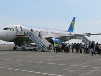 2019春、ウズベキスタン等の旅(49/52)：4月29日(2)：ウルゲンチ(9)：ウルゲンチ国際空港、空路タシケントへ