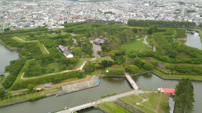 函館大沼プリンスホテルに6泊、途中旅行会社のオプショナルツアーに参加したり自由にアクティビティーを楽しんで過ごしました。