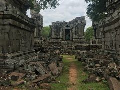 アンコールワット世界遺産のプノンボック遺跡に行って来ました。