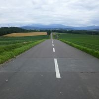 北海道の直線道を走る
