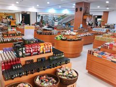 ルーシーズ バティック (スミニャック店) クチコミ・アクセス ルーシーズ バティック (スミニャック店) クチコミ・アクセス