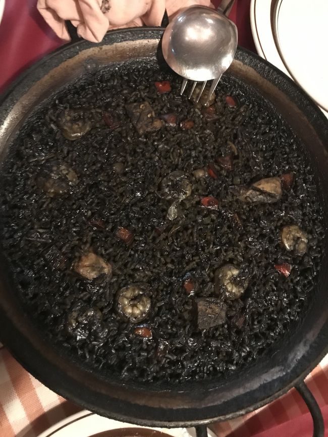 代官山のSAL Y AMORでスペイン料理を食べようというお誘いがあり、せっかく代官山まで行くのなら、その前に買い物しながら、お散歩しましょう。