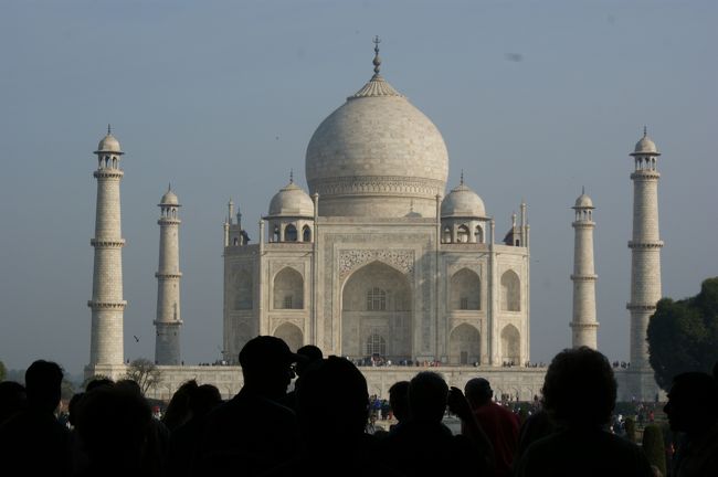 インド旅行の４日目。アグラの観光と帰国までの旅程。