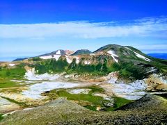 トムラウシ山・大雪山縦走登山（トムラウシ温泉～旭岳温泉）