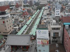 浅草。浅草寺の周辺の散策。浅草文化観光センター8階展望テラスは素晴らしい眺めでした。