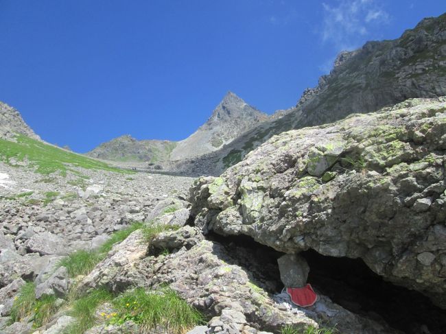 上高地を起点に、槍ヶ岳に登ってきました。<br />山の絶景はもちろん素晴らしかったですが、今回上高地から横尾山荘までの平道11㎞(あまりアップダウンがなく、だれでも歩ける道)がとても楽しかったのでご紹介します。