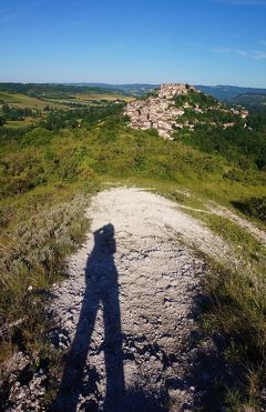 列車とバスで巡る南西フランス(５)。。。天空の村、コルド・シュル・シエル