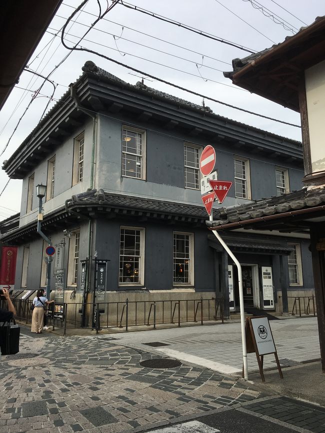 この春 めでたく青春18切符デビューした私♪<br /><br />夏も青春18切符を買ってしまいました 笑<br /><br />という訳で第1回目は最近よく聞く黒壁スクエアを目指して滋賀県長浜市へGO♪