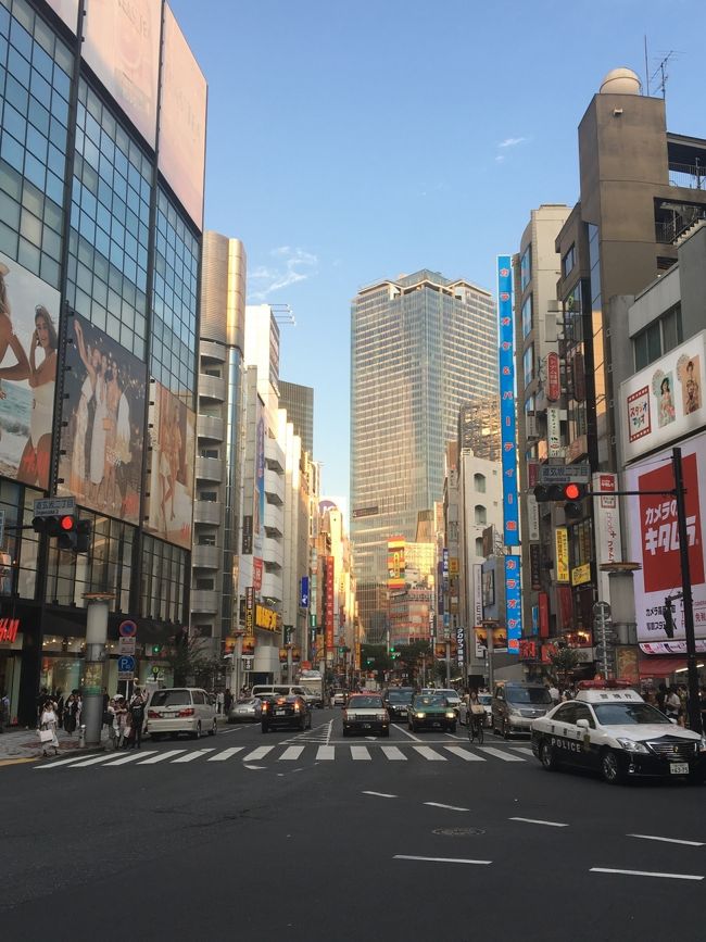 欠航のおかげで3日間、空白の時間ができてしまったので、とりあえず渋谷へ出てブラブラ。<br />中国に行く前に、余計な買い物とか、食べすぎ飲み過ぎしてしまった3日間だった。