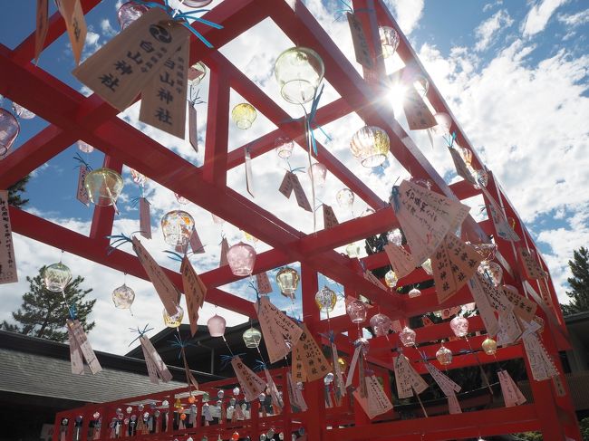 7月7日七夕、、といっても特に予定もないけどどこか出かけたいな~と、新潟へ向いました、新潟へ日帰りで行くには朝早く行かないとあまり観光が出来ない…今回は「新潟白山神社」へ行ってお詣りし、風鈴まつりなど見てきました<br /><br />ちょっとしたお出かけ記録になってしまいましたが、よければ御覧なって下さい<br />