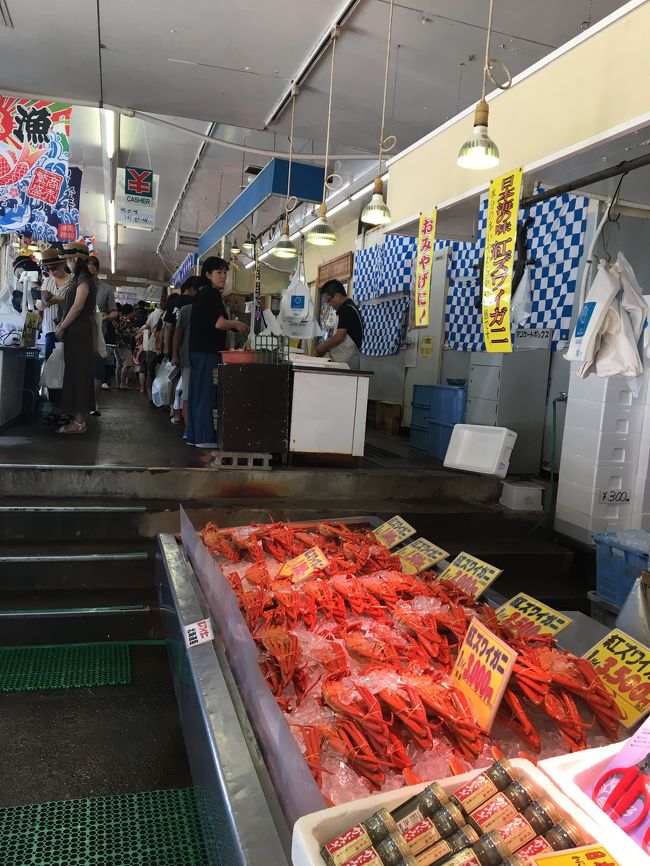 夏休み、2泊で弟家族と新潟の松代にある父の故郷へやってきました。<br />初日は柏崎と直江津を周り、まつだい芝峠で温泉。<br />2日目は十日町と当間を周り松之山温泉。<br />3日目は帰りがてら越後湯沢に寄りました。<br />福浦の鯛茶漬け、大島の日本一うまいところてん、十日町の旨一のラーメン、しんこ餅、温泉が目的でした。新潟は美味しい所いっぱいあり、ひたすら食べて温泉、良い夏休みでした。