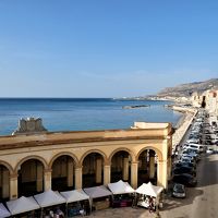 魅惑のシチリア×プーリア♪　Vol.153　☆トラーパニ：「ラ・ガンチア」ジュニアスイートルームから黄昏の海♪