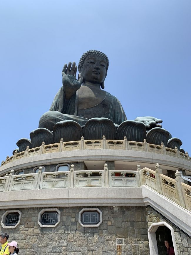 2日目旅程(8月8日木曜日)<br /><br />ランタオ島大仏様見学<br />↓<br />旺角<br />↓<br />K11でショッピング<br /><br /><br />