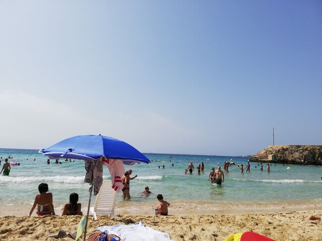 ヨーロッパのハワイ、マヨルカ島でワイキキビーチみたいに海に入ってきました。海がめちゃくちゃきれいで浅瀬でワイキキ以上です。<br />オアシスオブザシーズは、この秋にリューアルして今度はフロリダやニューヨークから出港するそうです。