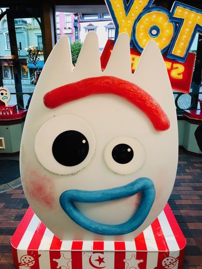 メインイベント?ディズニーランドに向かいます!