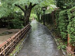 初めての１泊バスツアー１日目　雨の修善寺散策