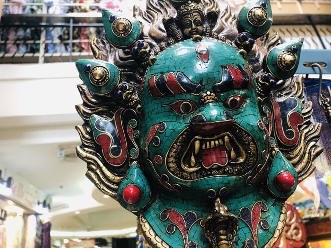 育毛にgo インド人街クエスト インドオヤジの店のアーユルベーダのヒマラヤ製品で 髪の毛フサフサ バンコク タイ の旅行記 ブログ By アルカロイド ダリルさん フォートラベル