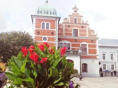 スウェーデン南部の港町イースタで古い街並みを散策