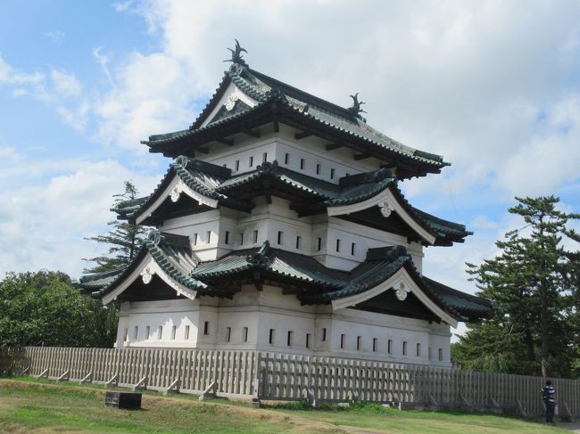 真夏の東北三県巡り（１６）弘前城（後）天守に登る、そして亀甲門へ