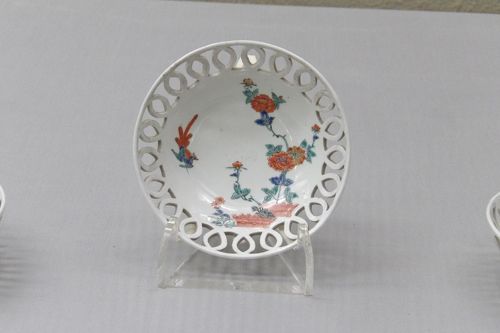 透かし彫りの陶器』上野・御徒町(東京)の旅行記・ブログ by