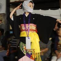 岩手から秋田への内陸部夏祭り旅（五日目）～毛馬内の盆踊りは京都の念仏踊りの流れを汲む450年の伝統。太鼓と横笛の哀愁を帯びた響きも独特です～