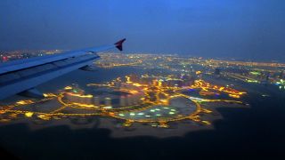 ドーハ、イラン、中央アジア、天山山脈を機上から眺める