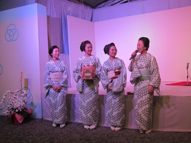 京都の夏ならではの「宮川町ビアガーデン」。7月15日から8月31日限定の花街ビアガーデン。舞妓さん、芸妓さん4名が当番制でおもてなし。<br />2年連続で家内と夫婦二人で宮川町ビアガーデンに行ってきました!!