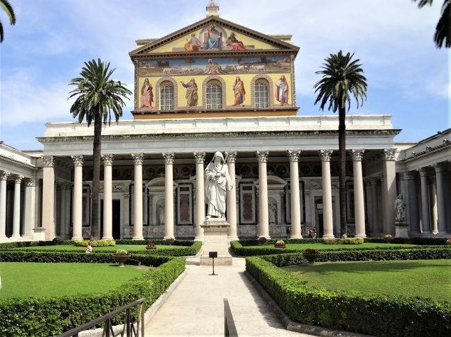 第2日目（8月7日）ローマ観光（バチカン美術館、四大聖堂）、ナポリへ