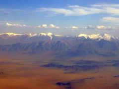 機上から眺めるモンゴル西部