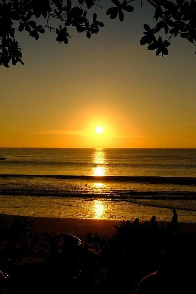 バリ19 26 インターコンチで夕日 バリ島 インドネシア の旅行記 ブログ By Fukunosukeさん フォートラベル