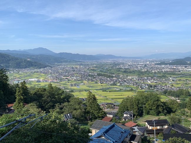 この週末は久々の東京滞在♪そんな中、T2さんより青春18きっぷ1回分を譲ってもらったので、土曜日に日帰りで出かけてみることにします。<br /><br />これまで青春18きっぷは以下の通り延べ9回使っていますが、10回目の今回はどんな旅になりますことやら?(^^)<br /><br />#1. 2010/12 青春18きっぷで富士山満喫日帰りの旅→https://4travel.jp/travelogue/10527317<br />#2. 2010/12 青春18きっぷ第2弾は計画変更で滝とお城と餃子の旅→https://4travel.jp/travelogue/10531500<br />#3,#4,#5. 2011/1 3連休に青春18きっぷで山陽から九州へのぶらり旅→https://4travel.jp/travelogue/10524056<br />#6#7. 2014/12 週末に青春18きっぷで恐怖!?の美佐島駅&名古屋タイ飯&東海道線ぶらり途中下車の旅→https://4travel.jp/travelogue/10953559<br />#8. 2018/8 潮騒の島「神島」への旅→https://4travel.jp/travelogue/11378003<br />#9. 2018/8 日帰りで南房総巡り(農溝の滝と鋸山と洲崎)&成田BBQ→https://4travel.jp/travelogue/11384507<br />