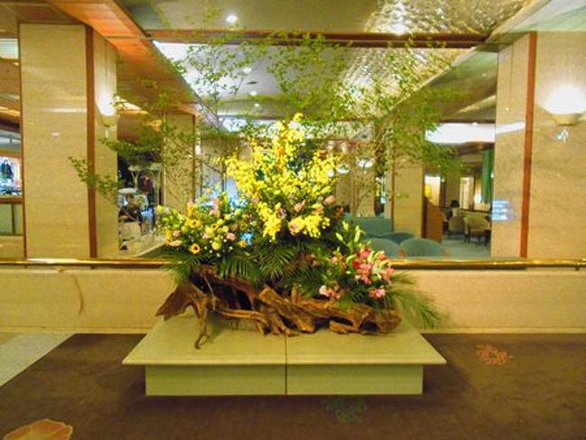 2019年8月、秋保温泉と仙台市博物館を訪れる旅行をしました。<br /> 1日目は秋保温泉ホテルニュー水戸屋アネックスに宿泊しました。<br /> 2日目はホテルニュー水戸屋のバスで仙台駅前に戻り、地下鉄に乗って仙台市博物館に行きました。<br />