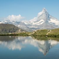 ツェルマットのトレッキング～マッターホルンを眺めながら３つの湖を辿る