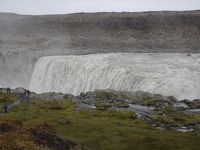 大自然の絶景に出会う！アイスランド周遊ドライブの旅（その４）～ダイヤモンドサークル観光（ゴーザフォス、ミーヴァトン湖周辺、デティフォス）～