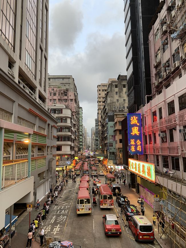 香港、あんなデモやってたけど、お盆旅行は、前から友達家族と予約してたし行くしかない！！ナイトマーケット、香港ディズニー、マカオのホテルと楽しみいっぱい。