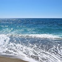 魅惑のシチリア×プーリア♪　Vol.509　☆レトジャンニ：美しいリド「パラディーセビーチクラブ」青い海に染められて♪