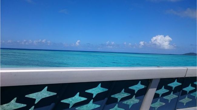 ずっと楽しみにしていた夏休みの宮古島旅行。<br />お天気に恵まれ、海の青さを存分に見ることができました。<br />航空券、宿泊など、すべて個人手配。<br />夏休みというハイシーズンでも、お得に旅行ができました。<br /><br />