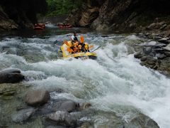 夏休み　家族で上信越の真ん中らへんへ【２日目】　水上での利根川ラフティングと軽井沢のペンション