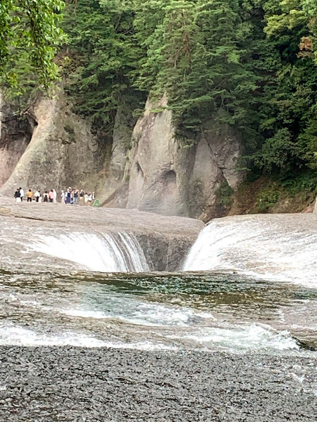 尾瀬行きの３日目は、特に予定がなかったが、午前中は時間があった。<br />バスで戸倉に来るときに、「吹割の滝」という停留所があったので、行ってみることにした。