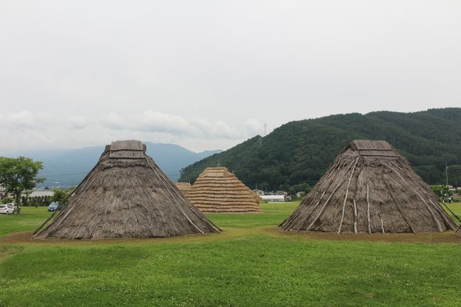 中仙道の宿場を巡りつつ、阿智高原の星空ツアーとセットになった宿に泊まる旅行だったのだが天候には恵まれなかった。でも最初の平出遺跡は期待以上に面白いところだった