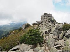 山梨お手軽絶景登山（金峰山）トラベルハイキング