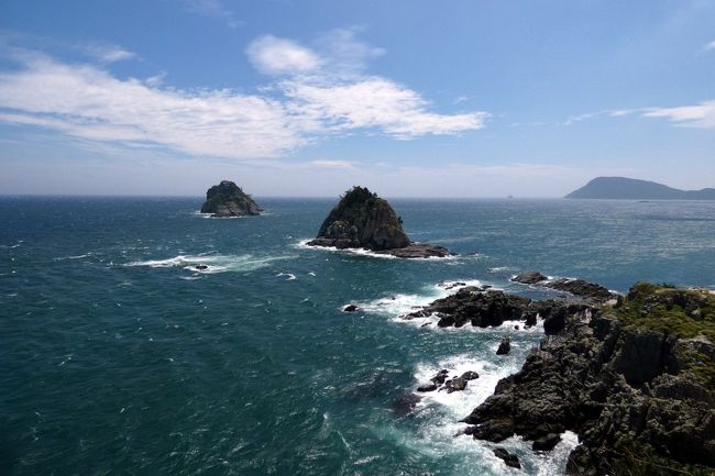 機張市場（キジャンシジャン）のテゲハウスで満足の昼食を楽しんだ後は、青沙浦(チョンサポ) タリットル展望台（チョンマンデ）に向かいます。<br /><br />しかし、この日は台風接近の強風で、とてもスカイウォークに行ける状況では無くて、車を降りずに広安大橋(クァンアンテギョ)を通って、五六島を見に行きます。<br /><br />