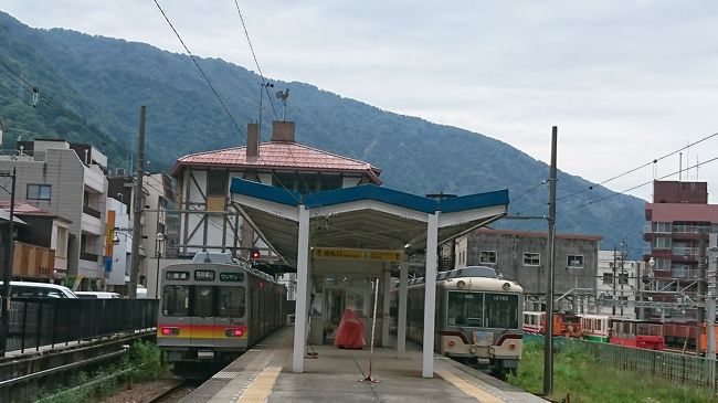 北陸新幹線で東京から黒部宇奈月温泉まで往復。<br />富山地方鉄道で新黒部から宇奈月温泉まで往復。<br />黒部峡谷鉄道で宇奈月から欅平まで往復。<br />狙ったわけではなかったけれどたくさん電車に乗った旅行でした。<br />欅平では秘湯 名剣温泉を満喫しました。