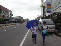 9万５千円で２週間、タイの遺跡やラオスを巡り、東南アジア初心者のシニア婦人たちをエスコートする旅（14/22）コラートへのバス