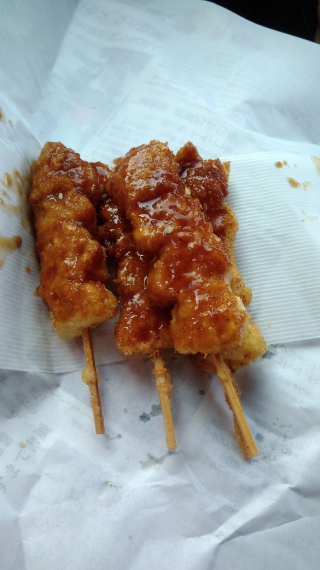 昨年の今頃たまたま通りがかった時初めて知ったいもフライ。美味しさが忘れられず再訪しました。<br />旅が忙しくと言うのも変ですが、、、どんどん写真が後ろにいってしまって記憶も薄れ旅行記に記録する気力が出ない状態でしたが、久しぶりに投稿するきっかけになったのは、佐野には20軒位いもフライのお店があるようで、それぞれのお店の味の違いを記録しておきたい衝動にかられたのと、佐野のいもフライ続いてほしい気持ちからです。<br /><br />