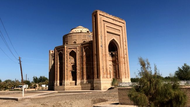 ウズベキスタン・トルクメニスタン地獄の門でテント泊する旅 その5-2 砂漠移動