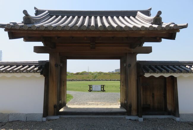 2018春、岡山と兵庫の日本百名城(9/15)：赤穂城(4)：大石神社、山鹿素行銅像、大手門