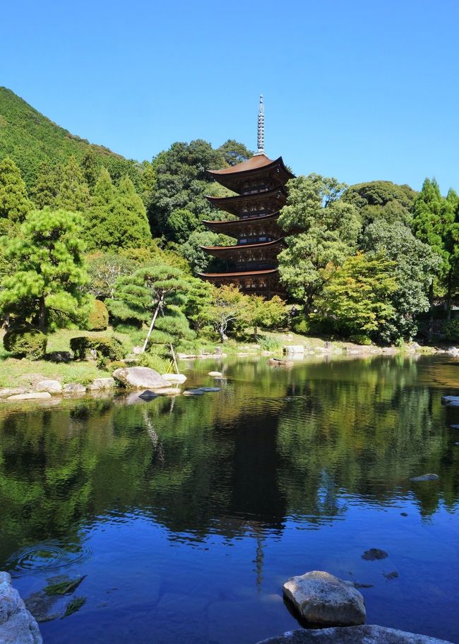 山口の旅、最終日は山口市内の観光です。<br />念願の瑠璃光寺五重塔はとても素晴らしかったです。<br />防府に移動して、周防国一の宮・玉祖神社と防府天満宮にお参り。<br />お天気も良く、充実した日でした。<br /> <br />