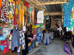 安いお土産探しに、仮店舗のスカワティ市場がお勧め🙏